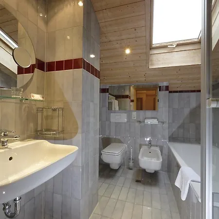 Klausenhof Gastehaus 3*