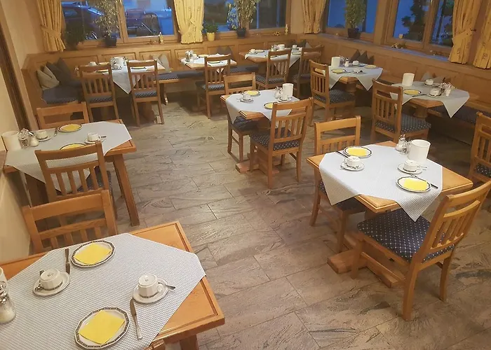 Otel Klausenhof Gastehaus Murnau am Staffelsee