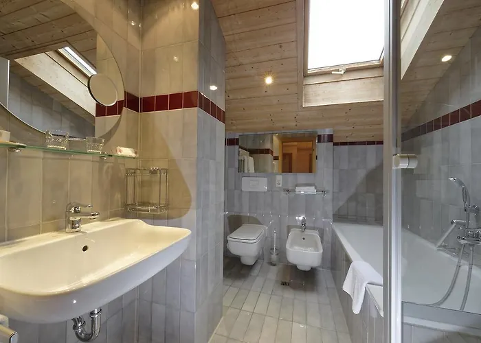 Klausenhof Gastehaus 3*